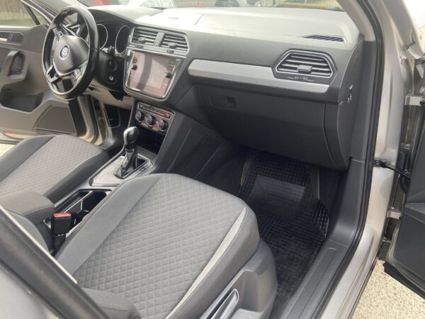 Volkswagen Tiguan 2.0 TDI Business BlueMotion - Image 13