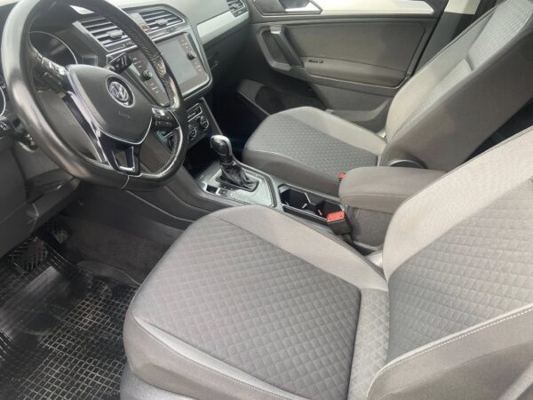 Volkswagen Tiguan 2.0 TDI Business BlueMotion - Image 14