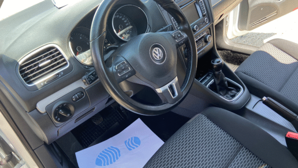 Volkswagen Golf 6 | 1.6 TDI – 105 CP | EURO 5 - Image 11