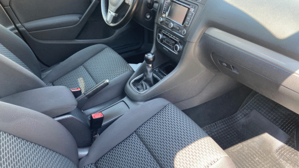 Volkswagen Golf 6 | 1.6 TDI – 105 CP | EURO 5 - Image 12
