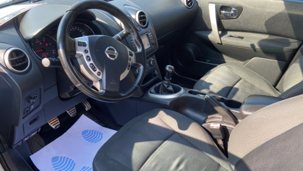 Nissan Qashqai 2.0 dCi Tekna - Image 11