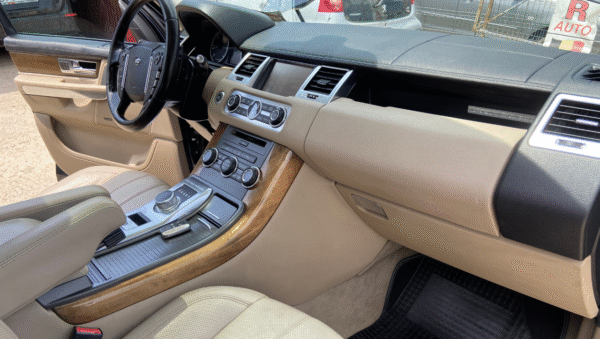 RangeRover Sport 2012 - Image 12