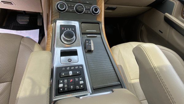 RangeRover Sport 2012 - Image 16